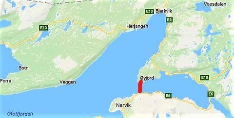 Rød markering viser hvor broen bygges. Kart: Google Maps/Samferdsel.