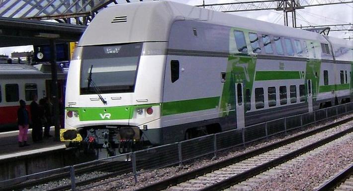 Konkurranse passasjertog, Finland. Den statlige togoperatøren VR ligger an til forlenget liv som dominerende persontogoperatør i Finland. Foto: Otto Karikoski/Wikimedia Commons